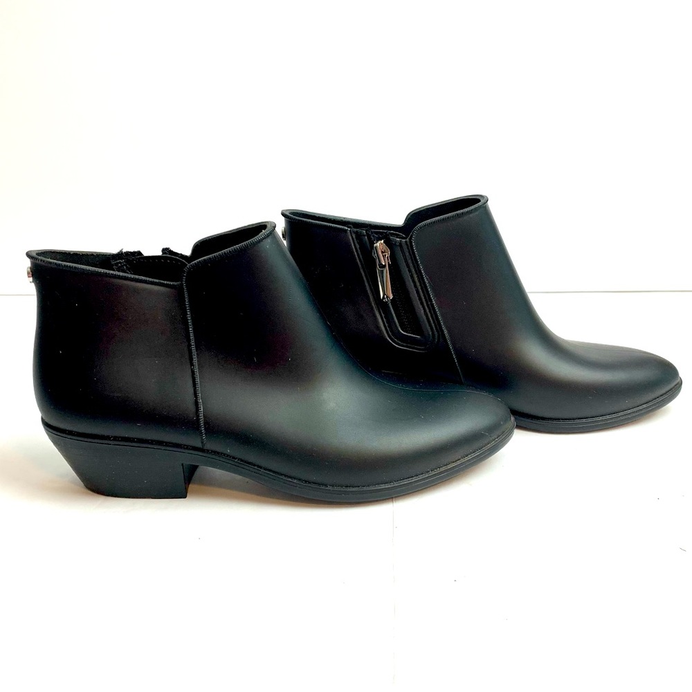 Sam Edelman Black Zip “Petty Rain” Rainboots 6 M